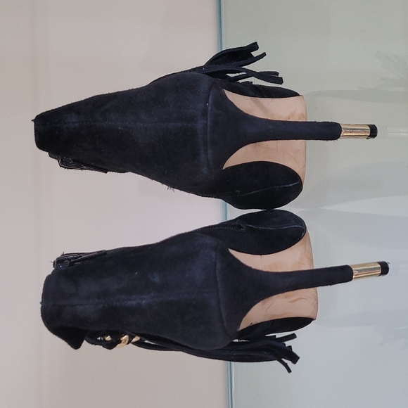 Guess hells - Picture 2 of 2